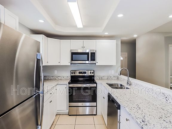 4th image of 3001 N 52nd St