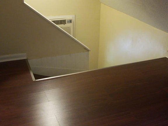 4th image of 130 Greenwich Ave