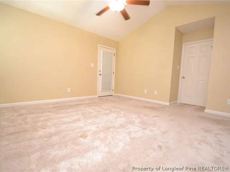 5909 Royal Coach Ct — Photo 17
