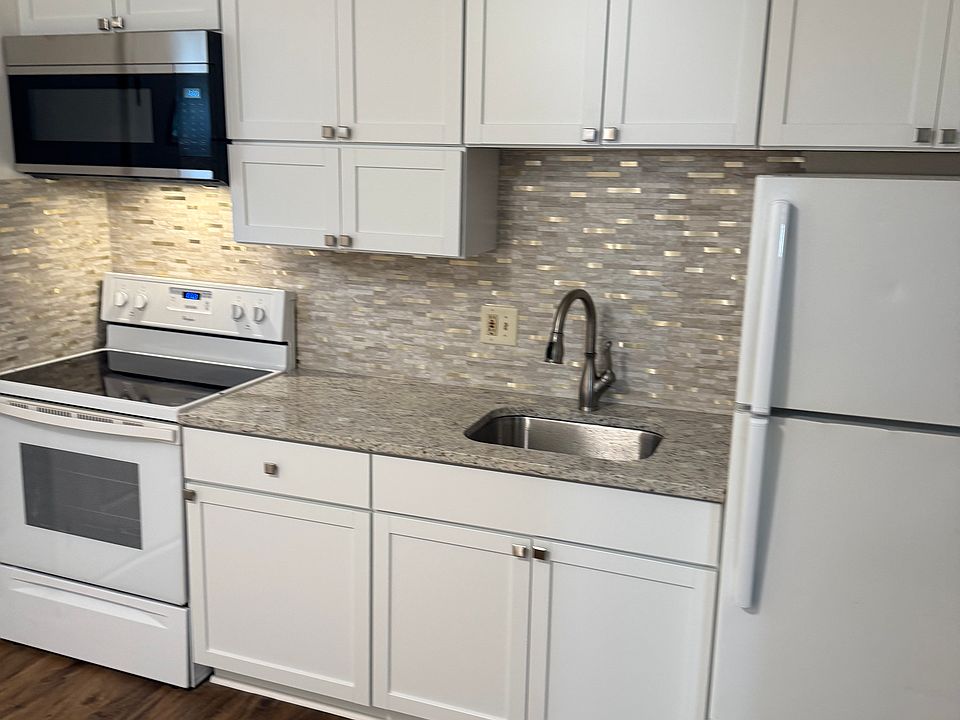 1st image of 3433 Tabor Ct APT 1