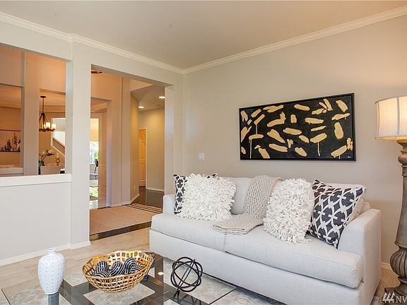 4th image of 1556 Archway Ct