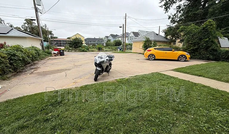 2532 T St #6 — Photo 23