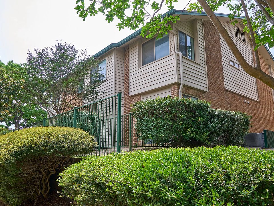 1st image of 335 Harmony Ct