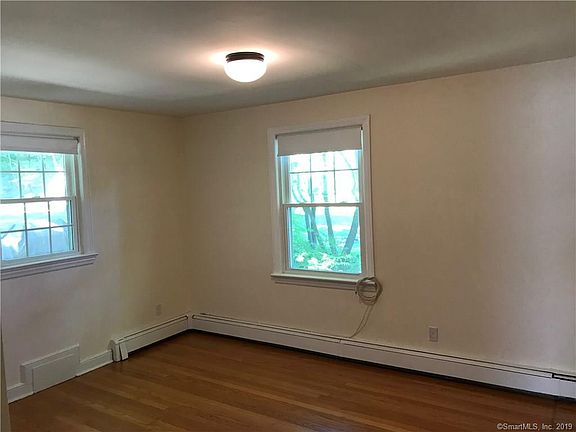 3rd image of 37 Summer St