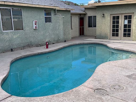 2nd image of 514 E Calle Roca APT B