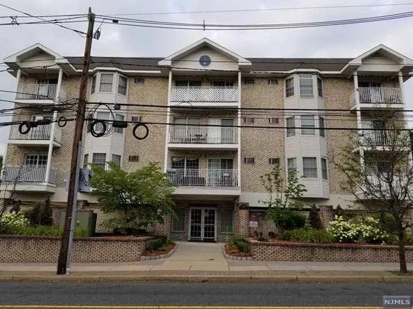 420 Passaic St APT 4E, Hackensack, NJ 07601