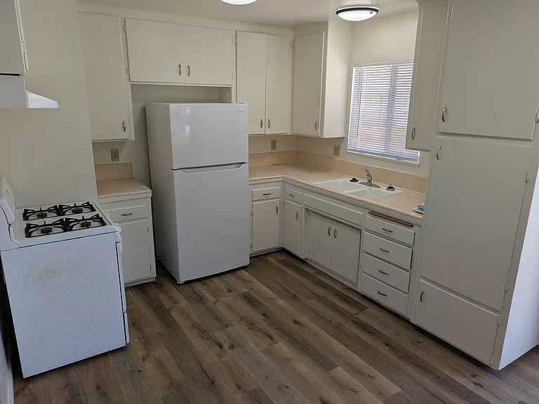 111 W Locust Ave #111 — Photo 4