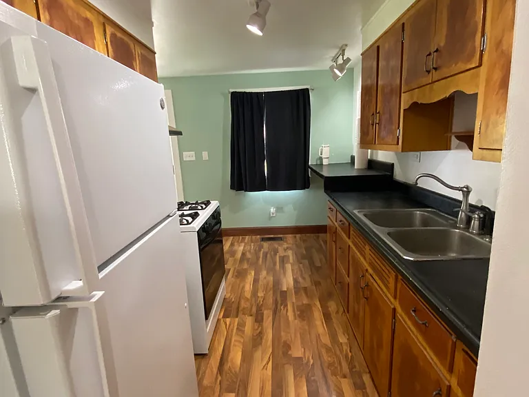 12724 Clay St — Photo 7
