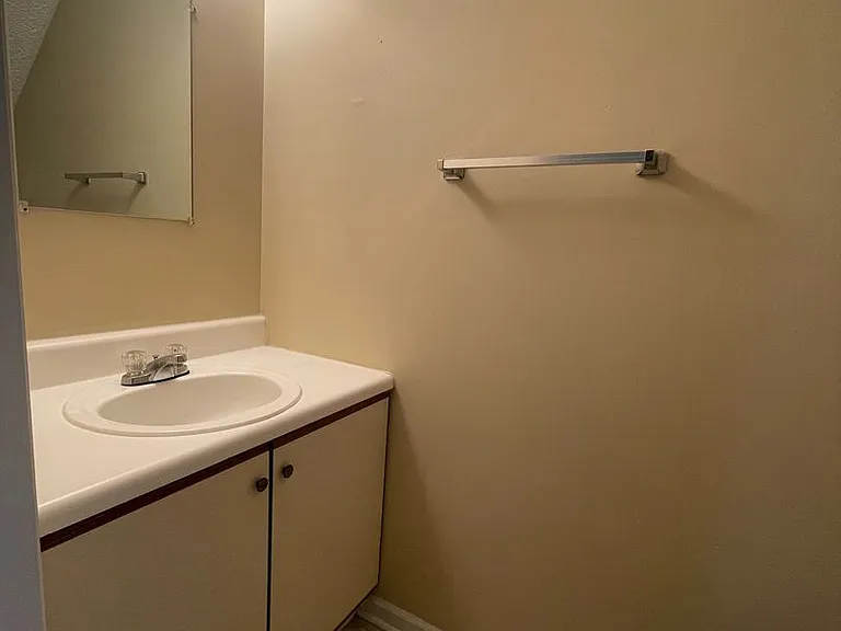 25 Ridgeway Terrace Dr — Photo 5