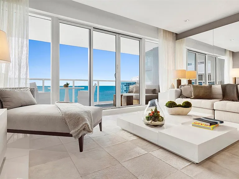 102 24th St #Penthouse 1718 — Photo 14