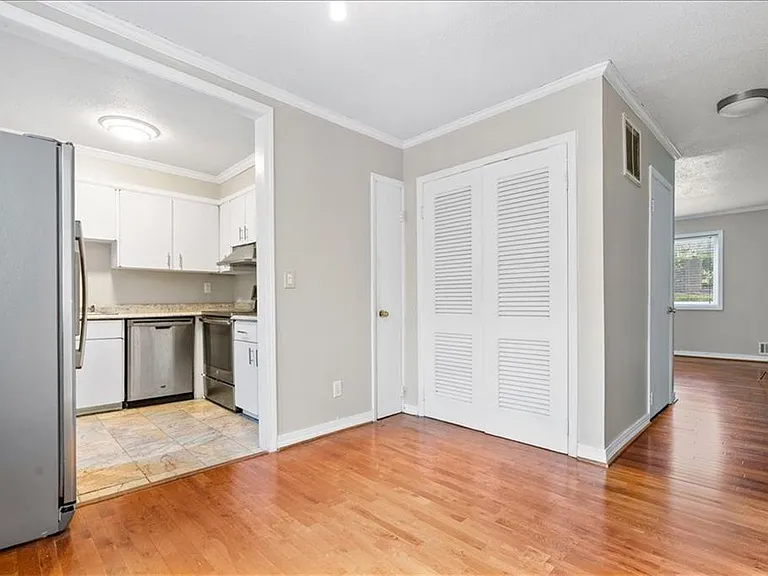 2412 Peachwood Cir NE #3 — Photo 11