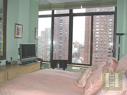 5th image of 300 E 93rd St APT 28B