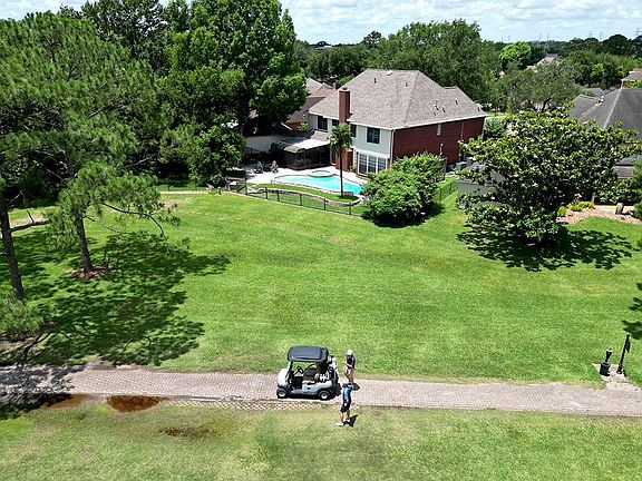 4th image of 2116 Firestone Ct