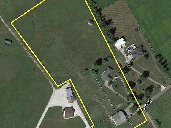 4th image of 627 Hooks Ln
