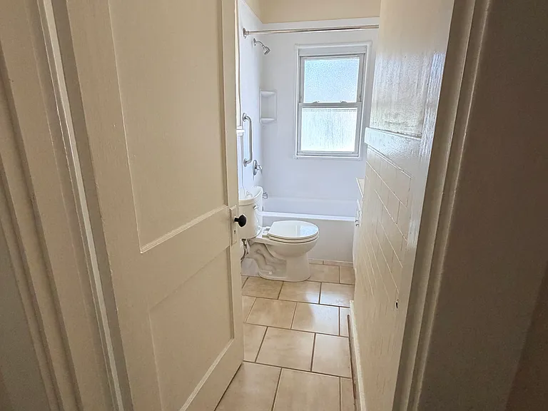 659 N Barbee Way #4 — Photo 8