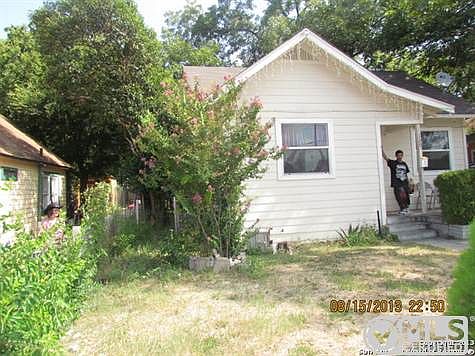 4th image of 129 E Dullnig Ct