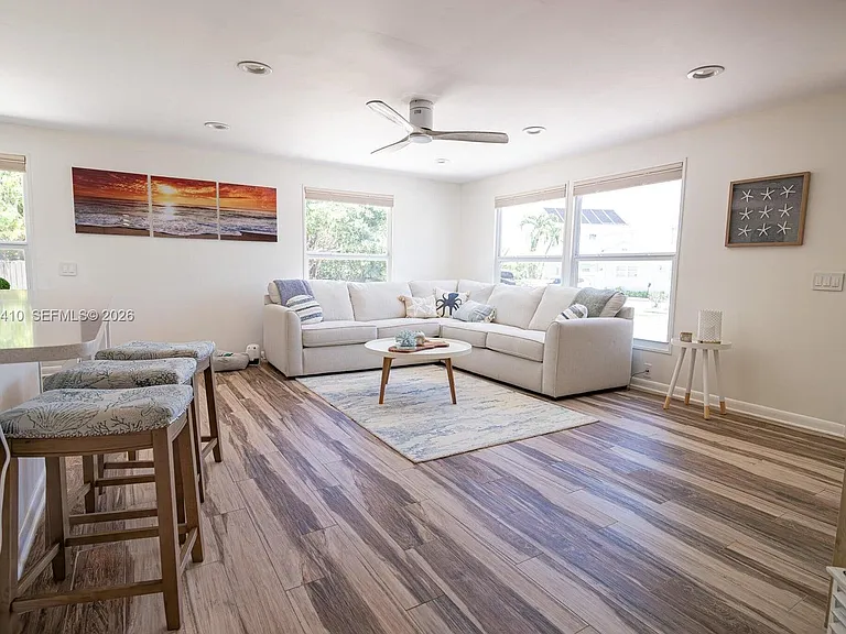 212 Buttonwood Ln #212 — Photo 4