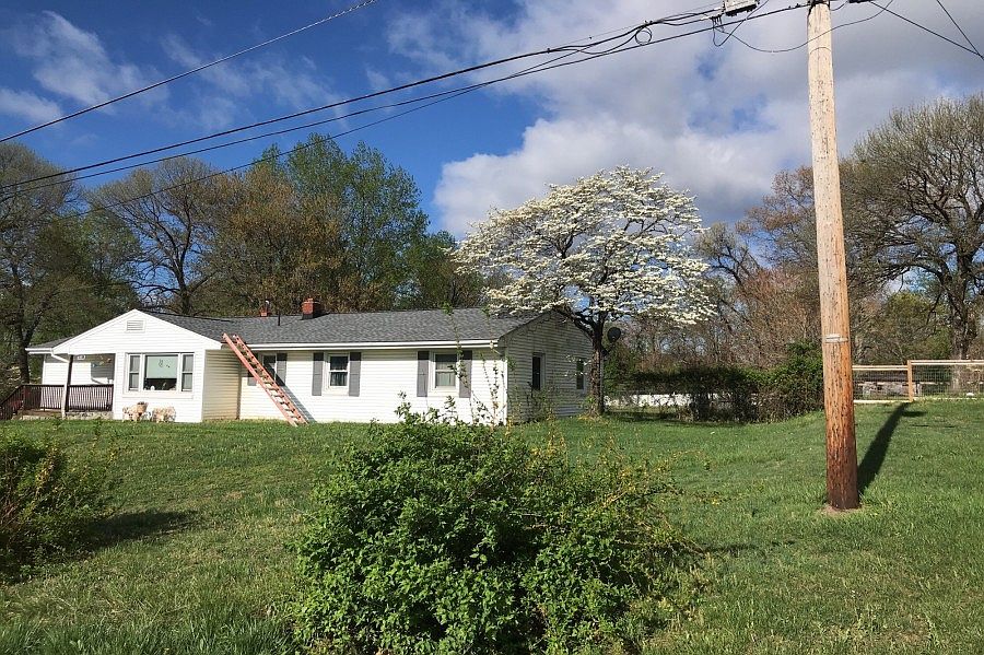 2nd image of 89 Brickey Hill Rd