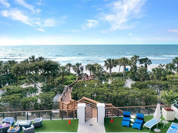 5th image of 8473 Bay Colony DR #602