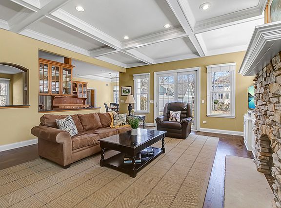 5th image of 4825 Woodland Ave