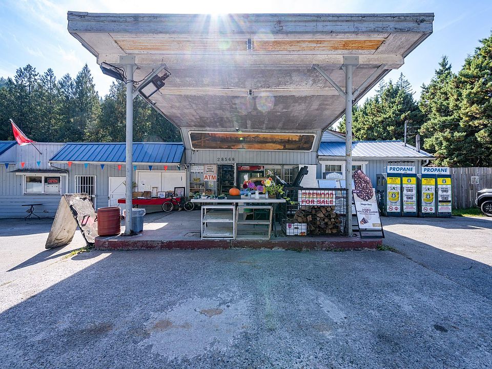 1st image of 28588 Dewdney Trunk Rd