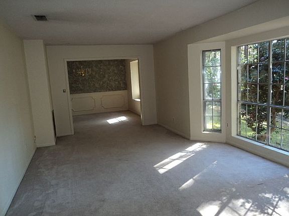 5th image of 138 John C Rogers Dr