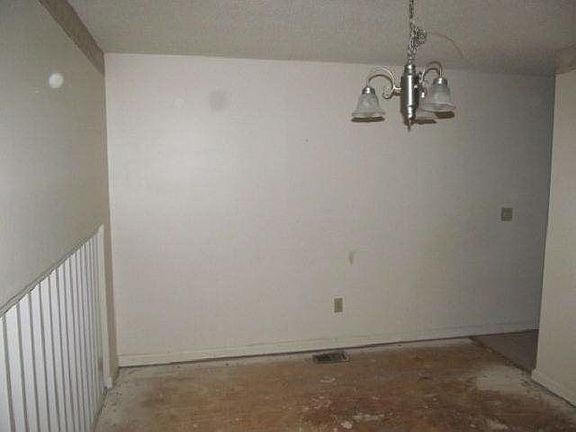3rd image of 4131 Lake Mist Dr NW