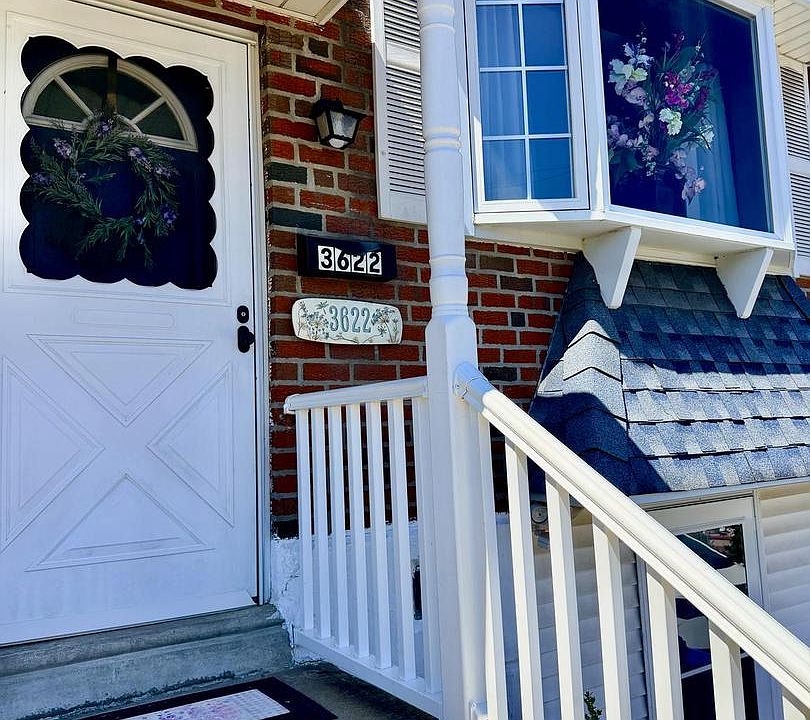 1st image of 3622 Genesee Dr