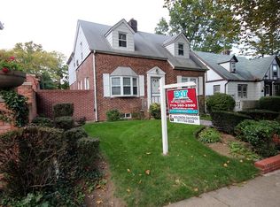 18725 Perth Rd, Jamaica, NY 11432