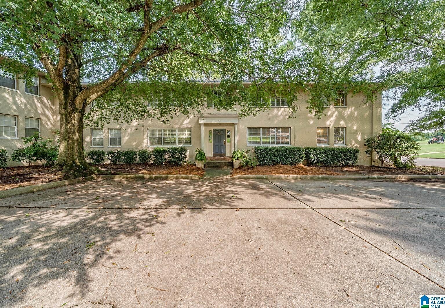 1200 34th St S — Highland Park Golf Course