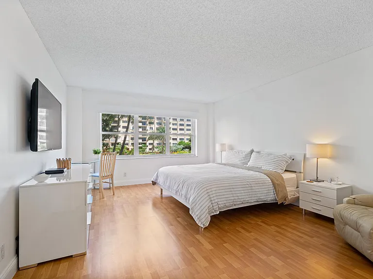 5000 N Ocean Blvd #208 — Photo 9