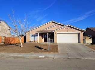 3825 Parkridge Ave, Rosamond, CA