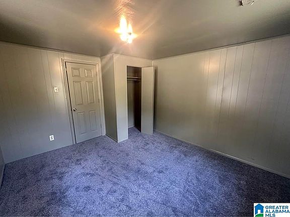 3rd image of 4552 Edwards St