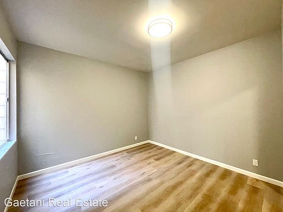3rd image of 1440 Jones St #2