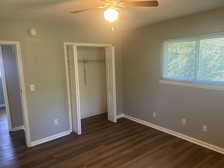 1679 Hamlet Dr #1679 — Photo 9