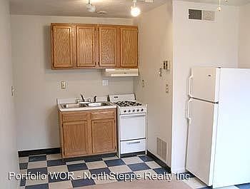 2nd image of 50 W Oakland Ave APT 15