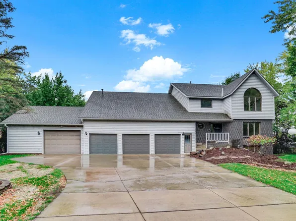 3244 Bittersweet Ln, Saint Cloud, MN 56301