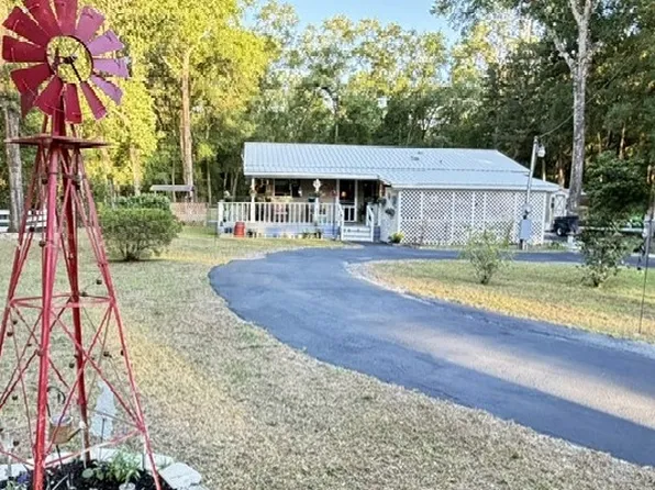 3520 NW 67th Ter, Bell, FL 32619