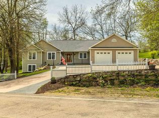 220 Grove St, Ridgeway, WI 53582