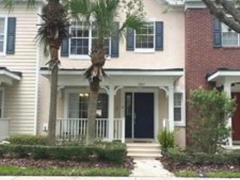 9845 Poplar Pl — Photo 1