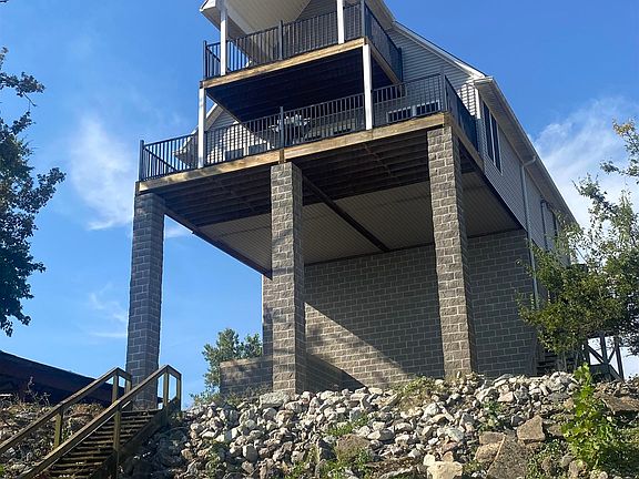 3rd image of 12 Jaycee Ln