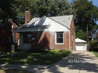 20863 Lennon St, Harper Woods, MI 48225