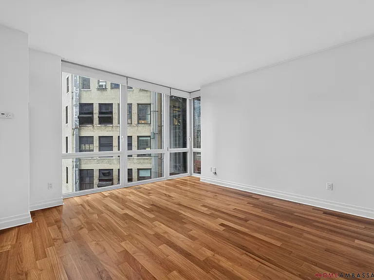 39 E 29th St #20C — Photo 6