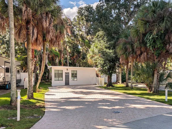377 Oak Cove Rd, Titusville, FL 32780