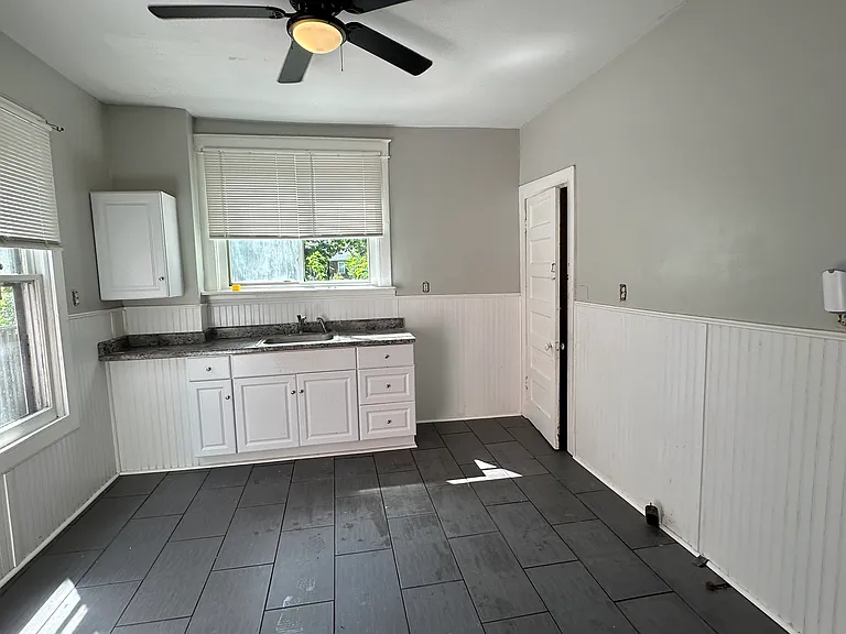 730 16th St — Photo 33