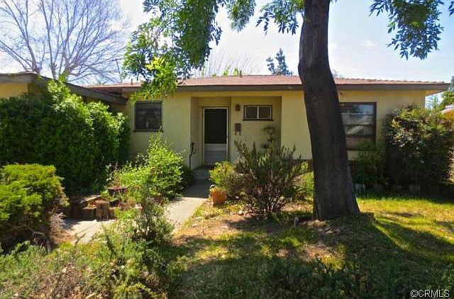 1st image of 370 Barry Dr