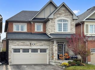 58 Clifford Dalton Dr, Aurora, ON L4G 0T6