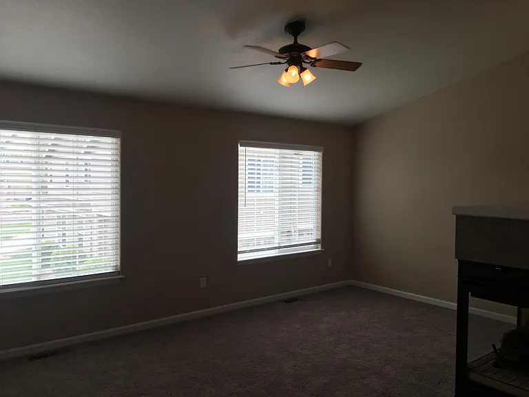6589 Baytree Grv — Photo 12