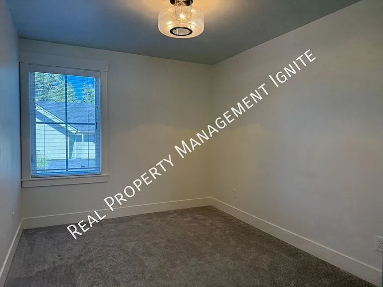 2242 NW Reserve Camp Ct — Photo 15