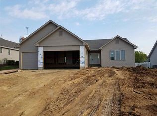 1261 Everett Ln, Byron, IL 61010
